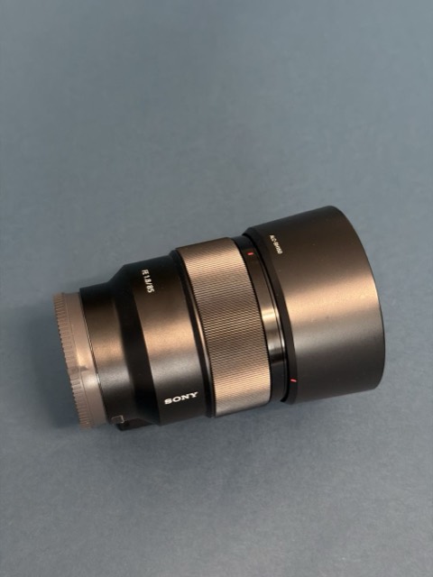 Sony 85mm F1.8